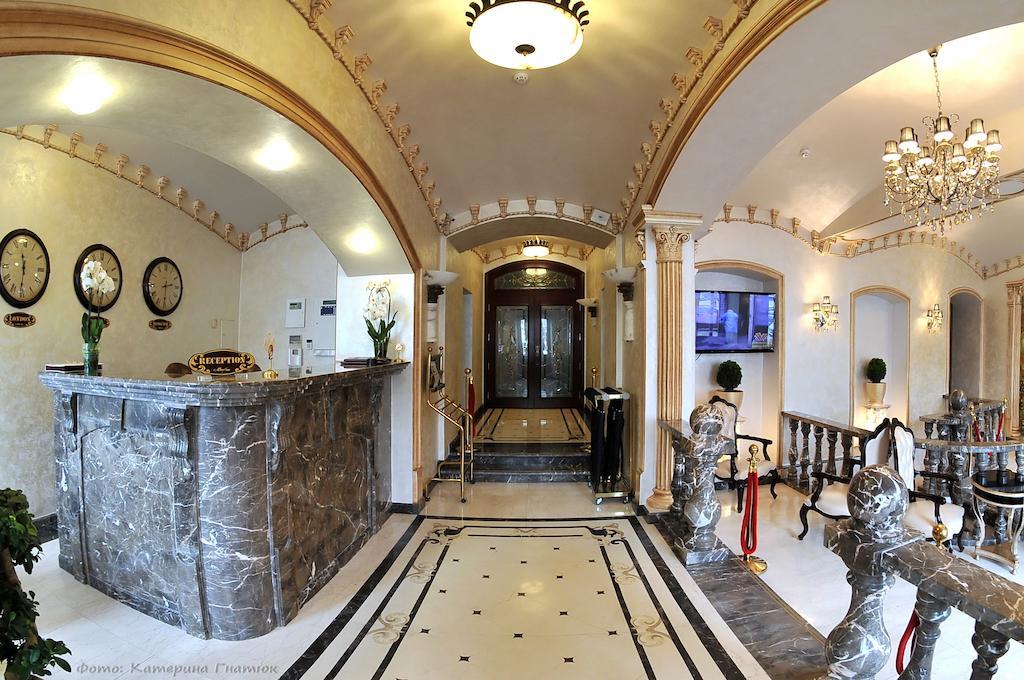 Allureinn Hotel And Spa Tjernivtsi Eksteriør billede