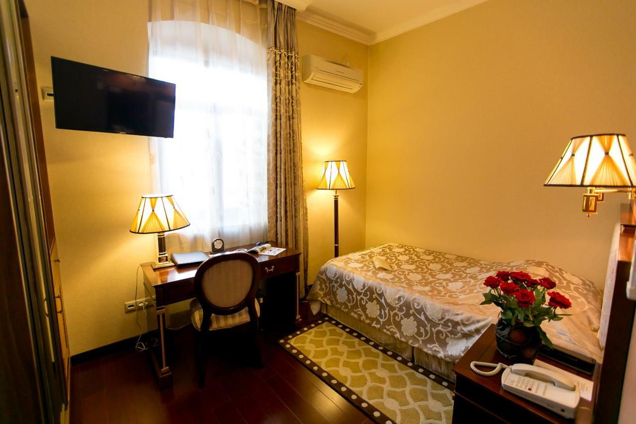 Allureinn Hotel And Spa Tjernivtsi Eksteriør billede