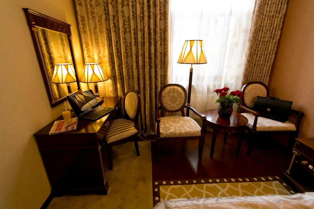 Allureinn Hotel And Spa Tjernivtsi Eksteriør billede